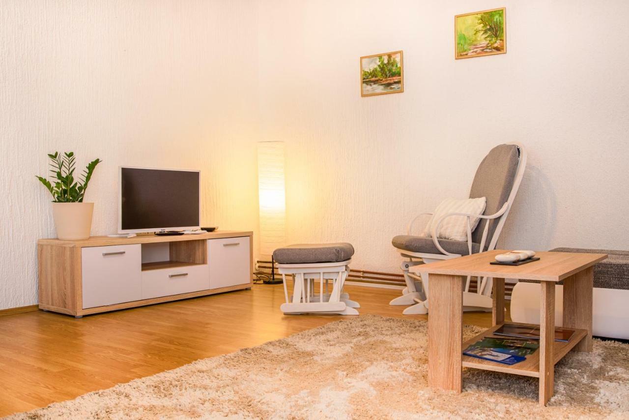 Apartment Tri Mudraca Karanac Luaran gambar